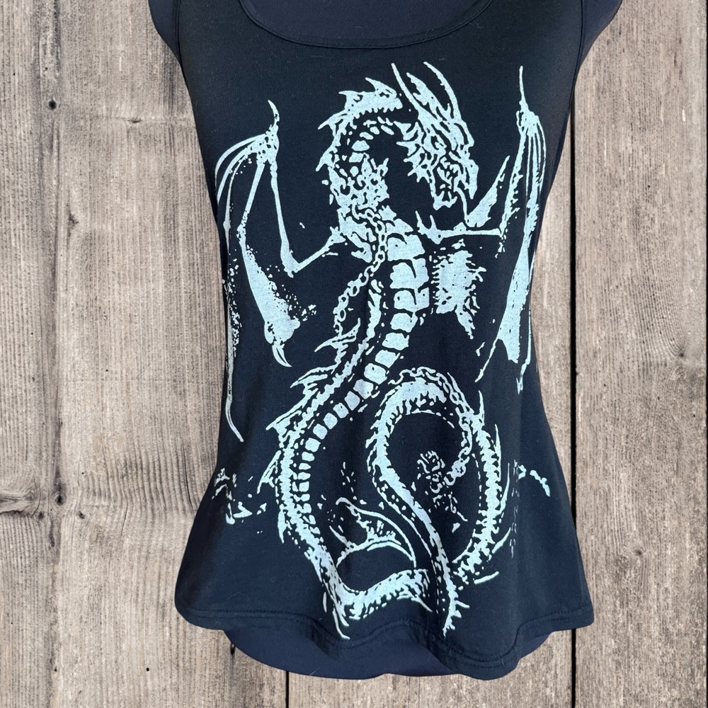 Dragon Print Racer Back Tank Top - Picture 8 of 8